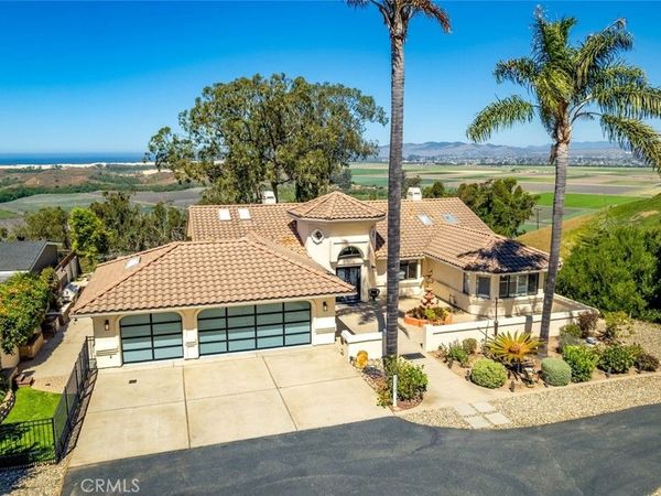 2840 Kip Lane, Arroyo Grande, CA 93420