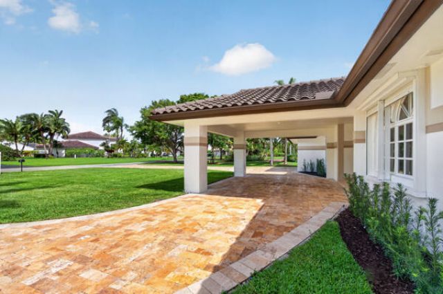 5510 W Castlegate Avenue, Davie, FL 33331 Photo