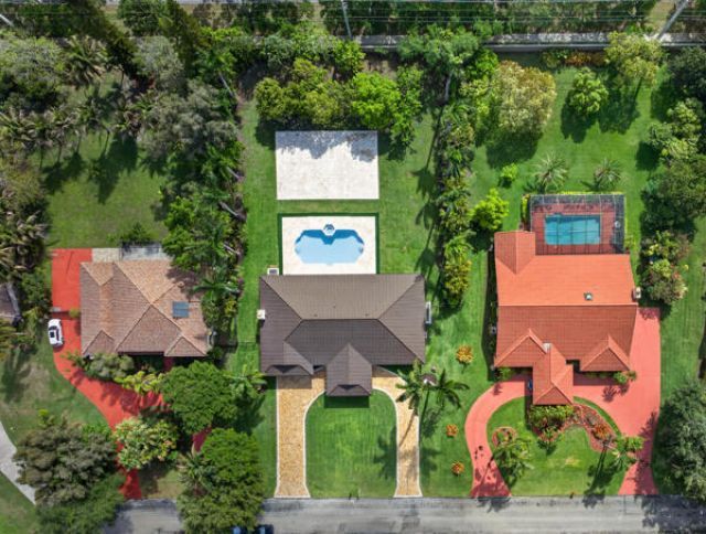 5510 W Castlegate Avenue, Davie, FL 33331 Photo