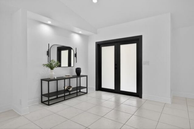 5510 W Castlegate Avenue, Davie, FL 33331 Photo