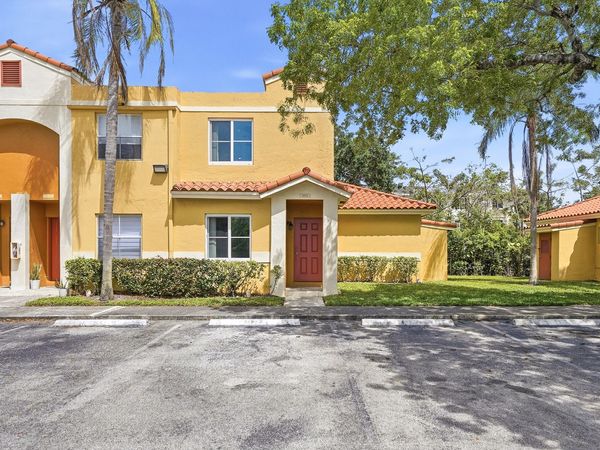 3832 NW 90th Avenue, Unit 3832, Sunrise, FL 33351