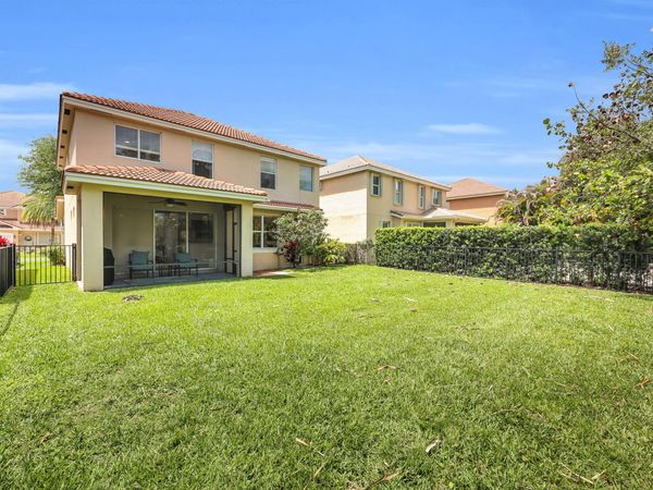 5801 SE Crooked Oak Avenue, Hobe Sound, FL 33455