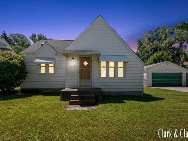 40 41st Street SW, Grand Rapids, MI 49548
