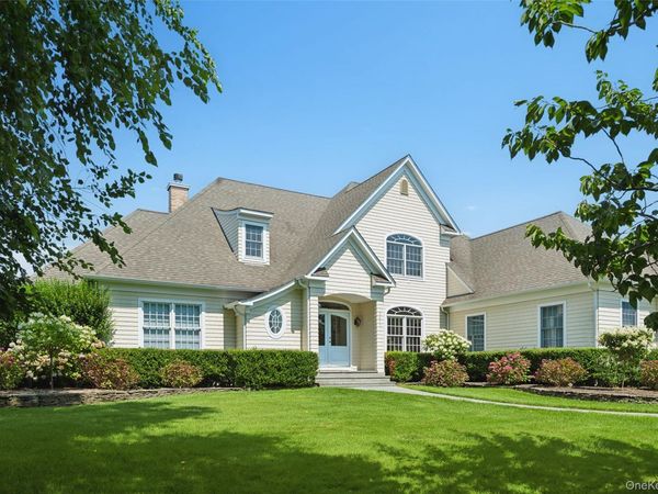 2675 Laurel Trail, Laurel, NY 11948