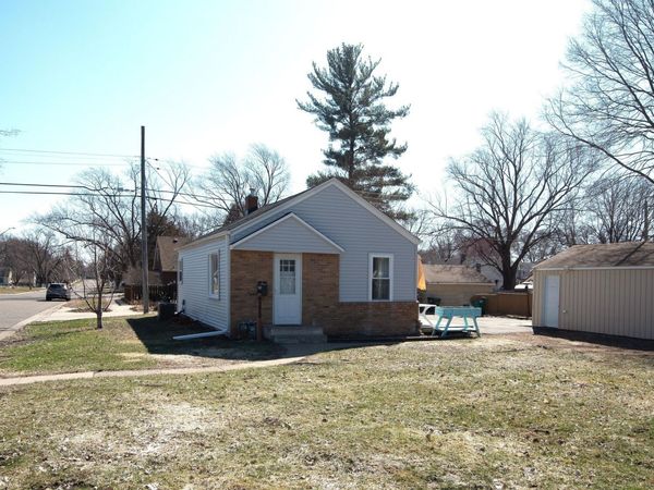 4370 Adair Avenue N, Crystal, MN 55422