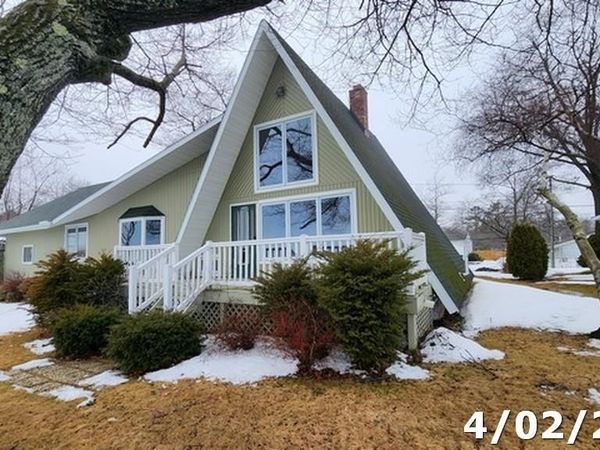 1170 Forest Avenue, East Tawas, MI 48730