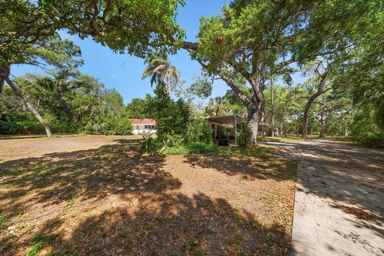 11496 74th Avenue , Seminole, FL 33772 Photo