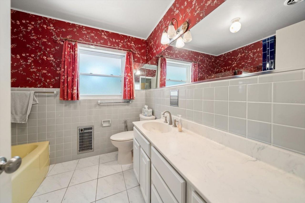 11496 74th Avenue , Seminole, FL 33772 Photo