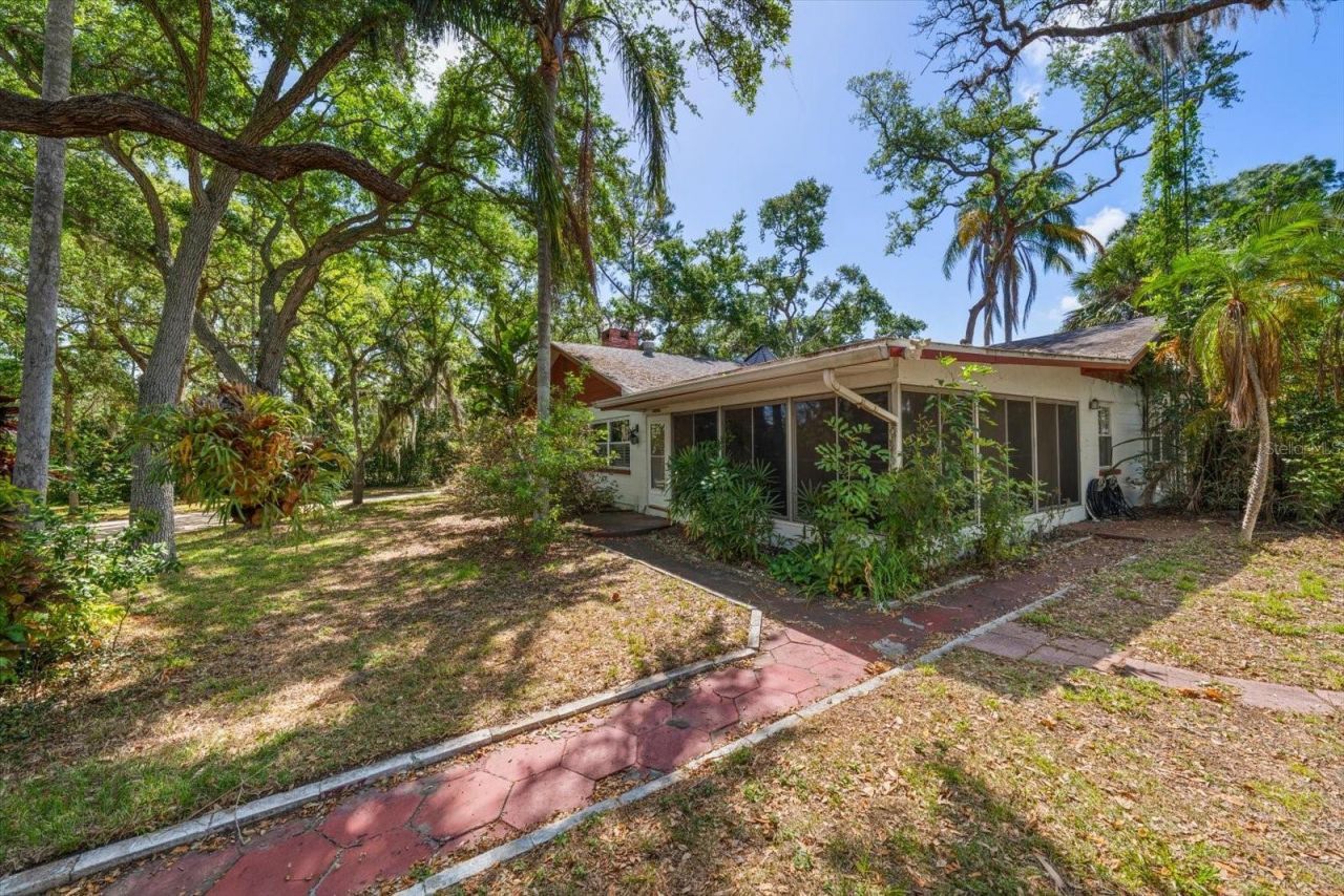 11496 74th Avenue , Seminole, FL 33772 Photo