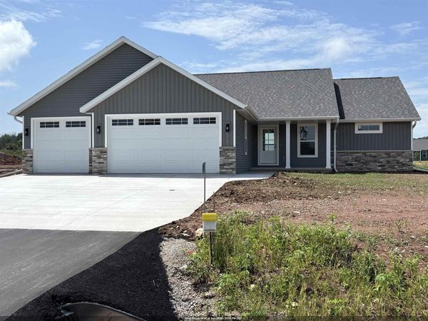 8367 MARLO AVENUE, Neenah, WI 54956