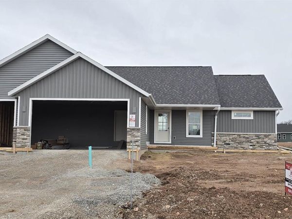 8367 MARLO AVENUE, Neenah, WI 54956