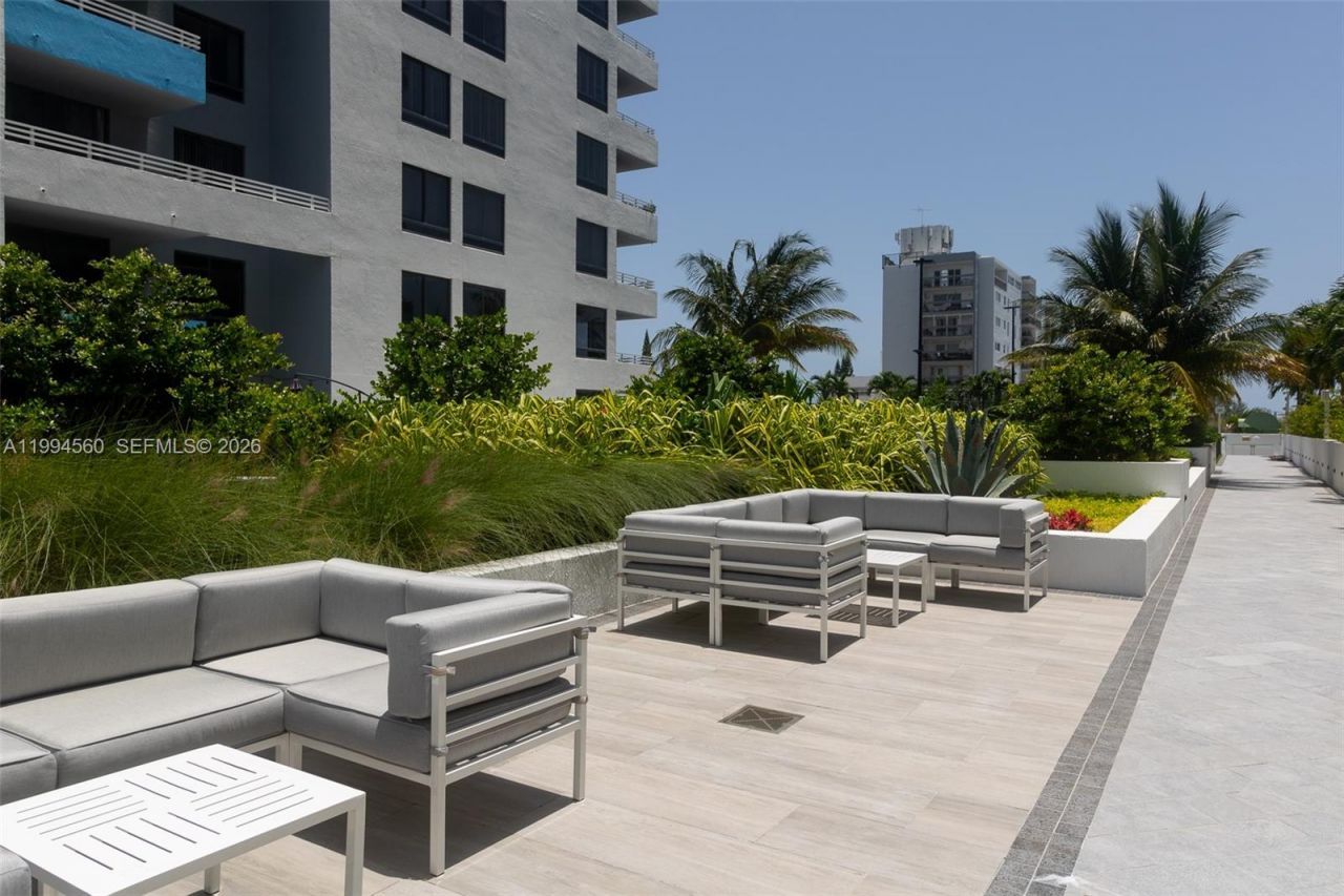 1330 West Ave, Unit 3305, Miami Beach, FL 33139 Photo