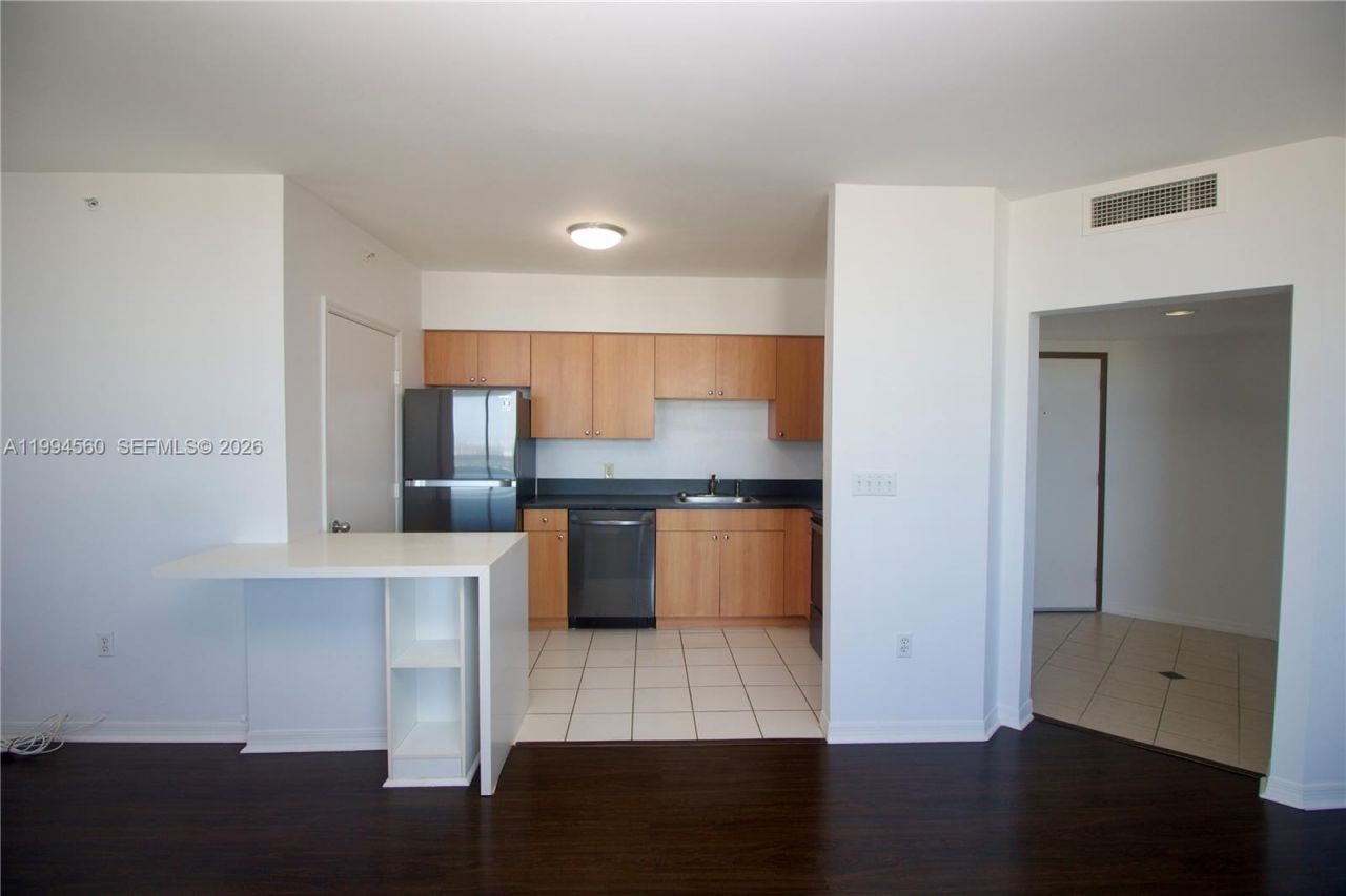 1330 West Ave, Unit 3305, Miami Beach, FL 33139 Photo