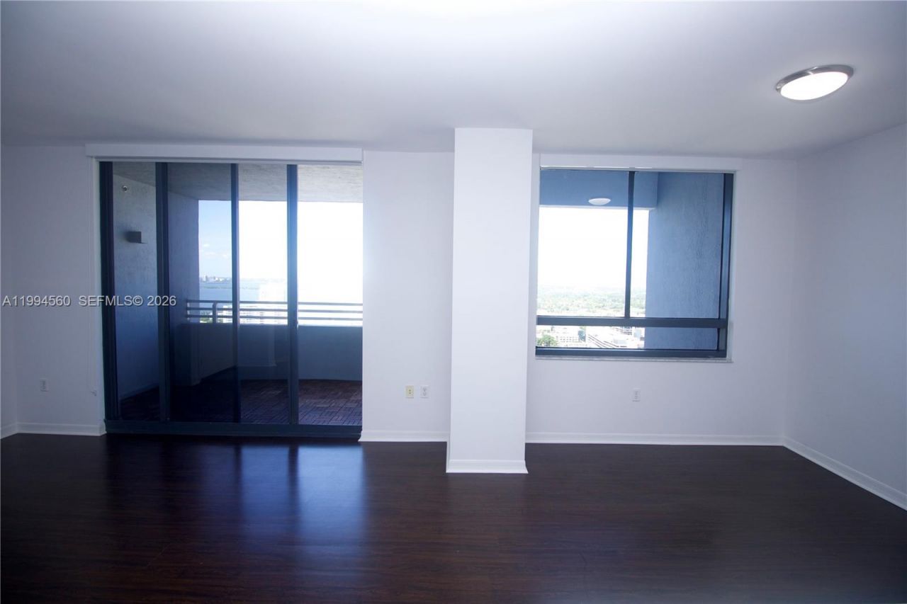 1330 West Ave, Unit 3305, Miami Beach, FL 33139 Photo