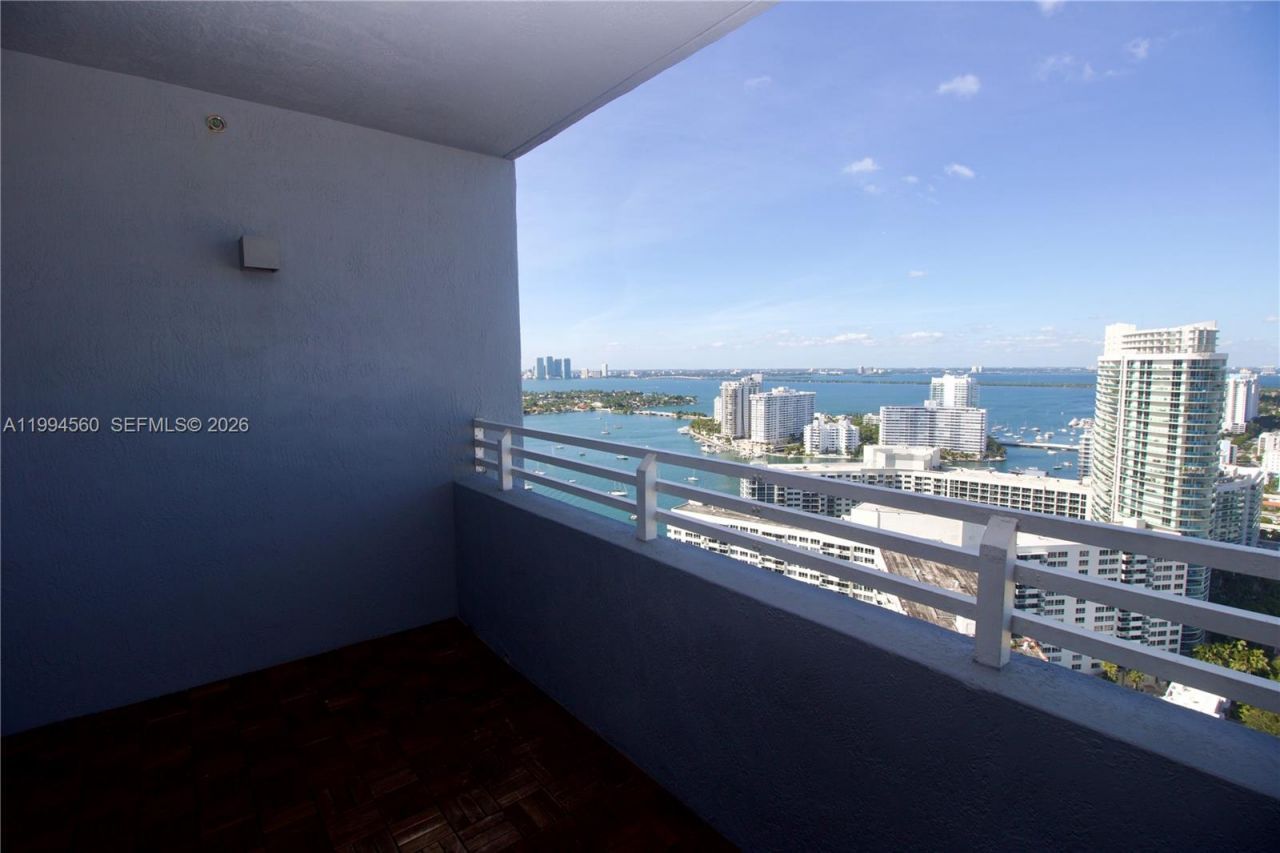1330 West Ave, Unit 3305, Miami Beach, FL 33139 Photo