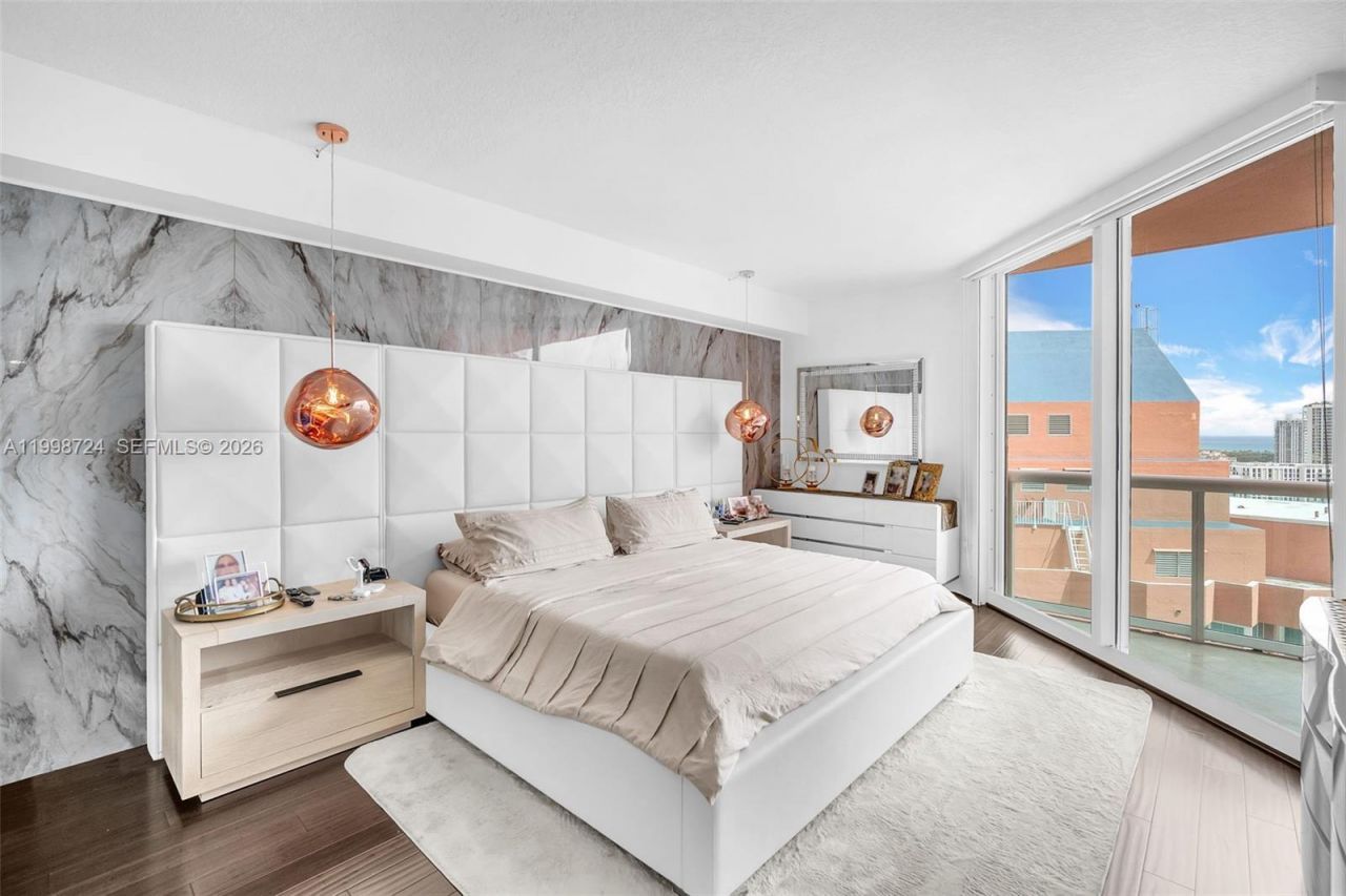 3370 E Hidden Bay Dr, Unit 2407, Aventura, FL 33180 Photo