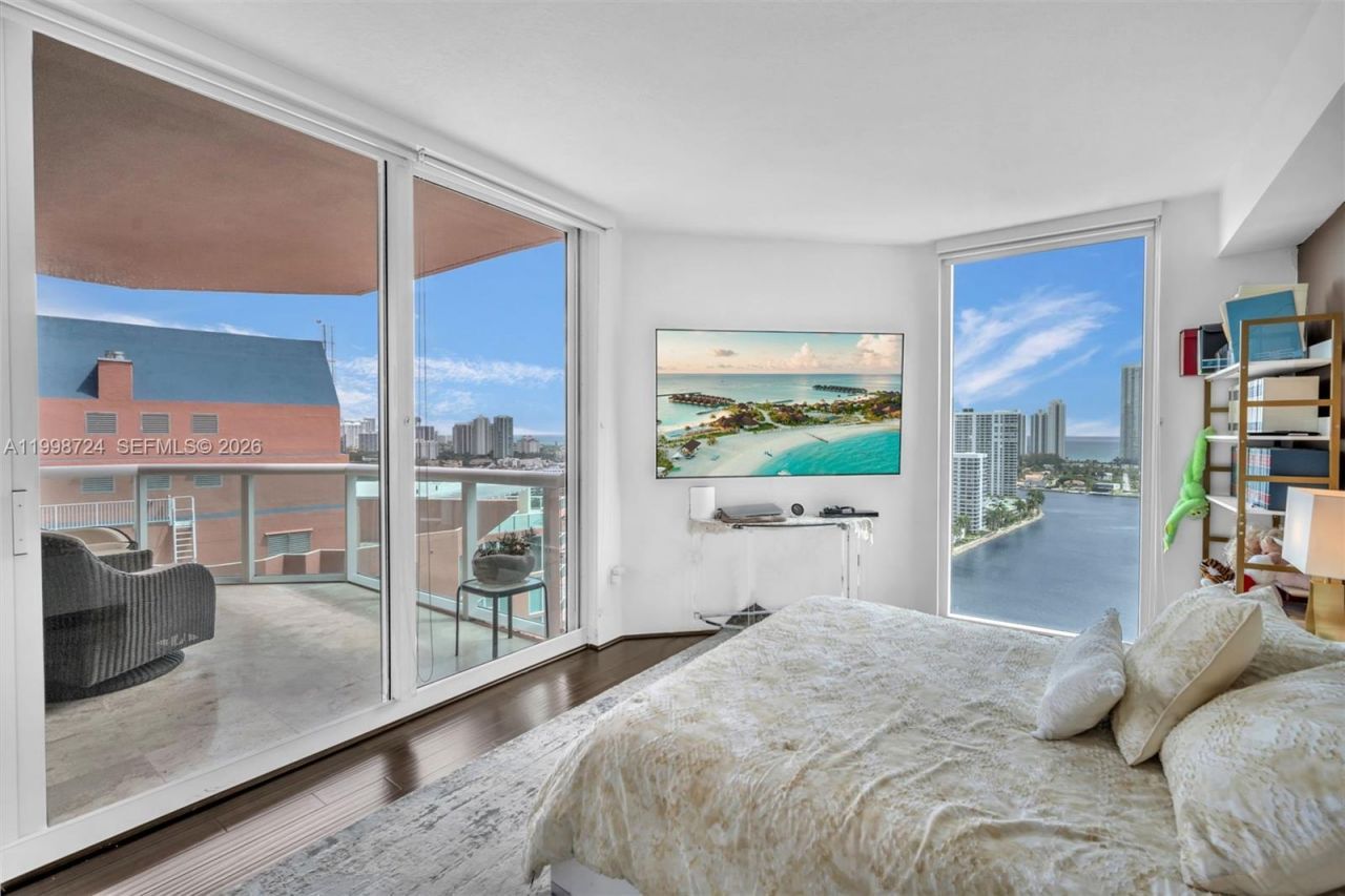 3370 E Hidden Bay Dr, Unit 2407, Aventura, FL 33180 Photo