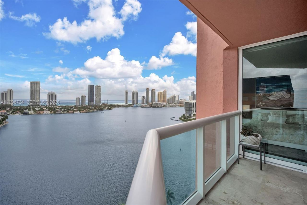 3370 E Hidden Bay Dr, Unit 2407, Aventura, FL 33180 Photo