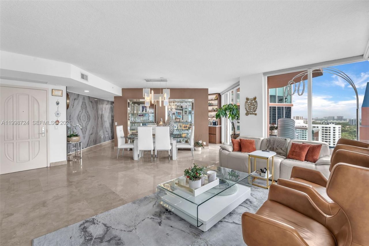 3370 E Hidden Bay Dr, Unit 2407, Aventura, FL 33180 Photo