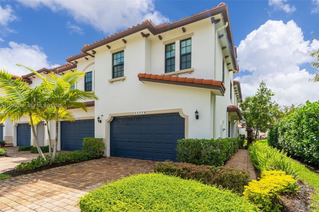 11778 SW 13th Ln, Pembroke Pines, FL 33025 Photo