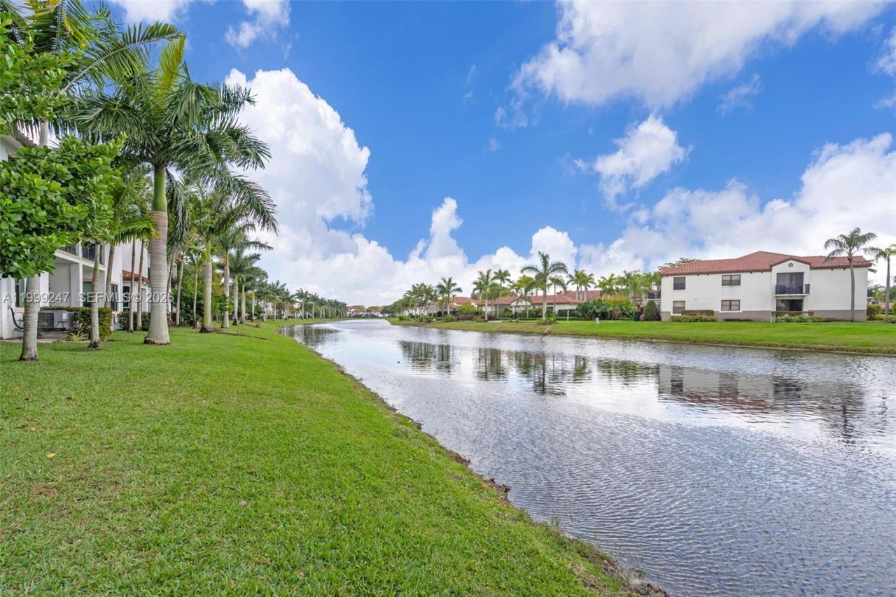 11778 SW 13th Ln, Pembroke Pines, FL 33025 Photo