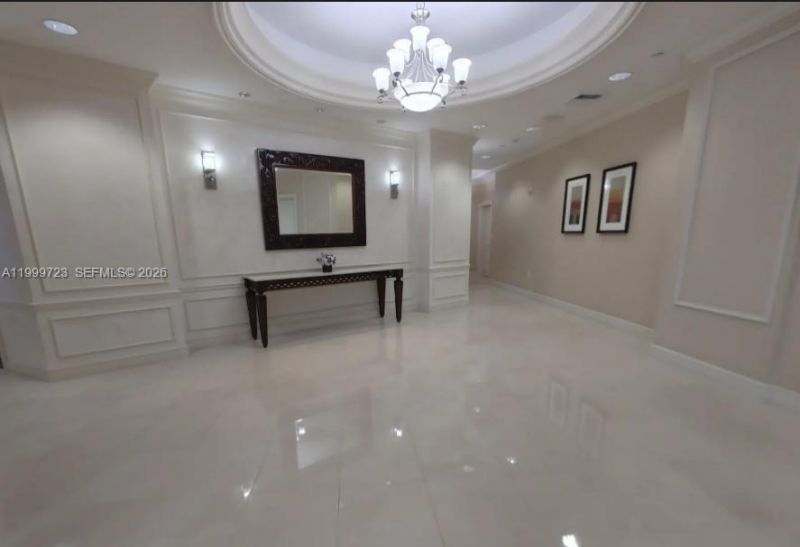 20000 E Country Club Dr, Unit 201, Aventura, FL 33180 Photo