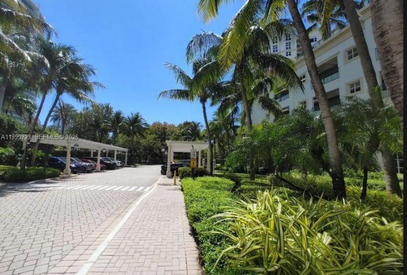 20000 E Country Club Dr, Unit 201, Aventura, FL 33180 Photo