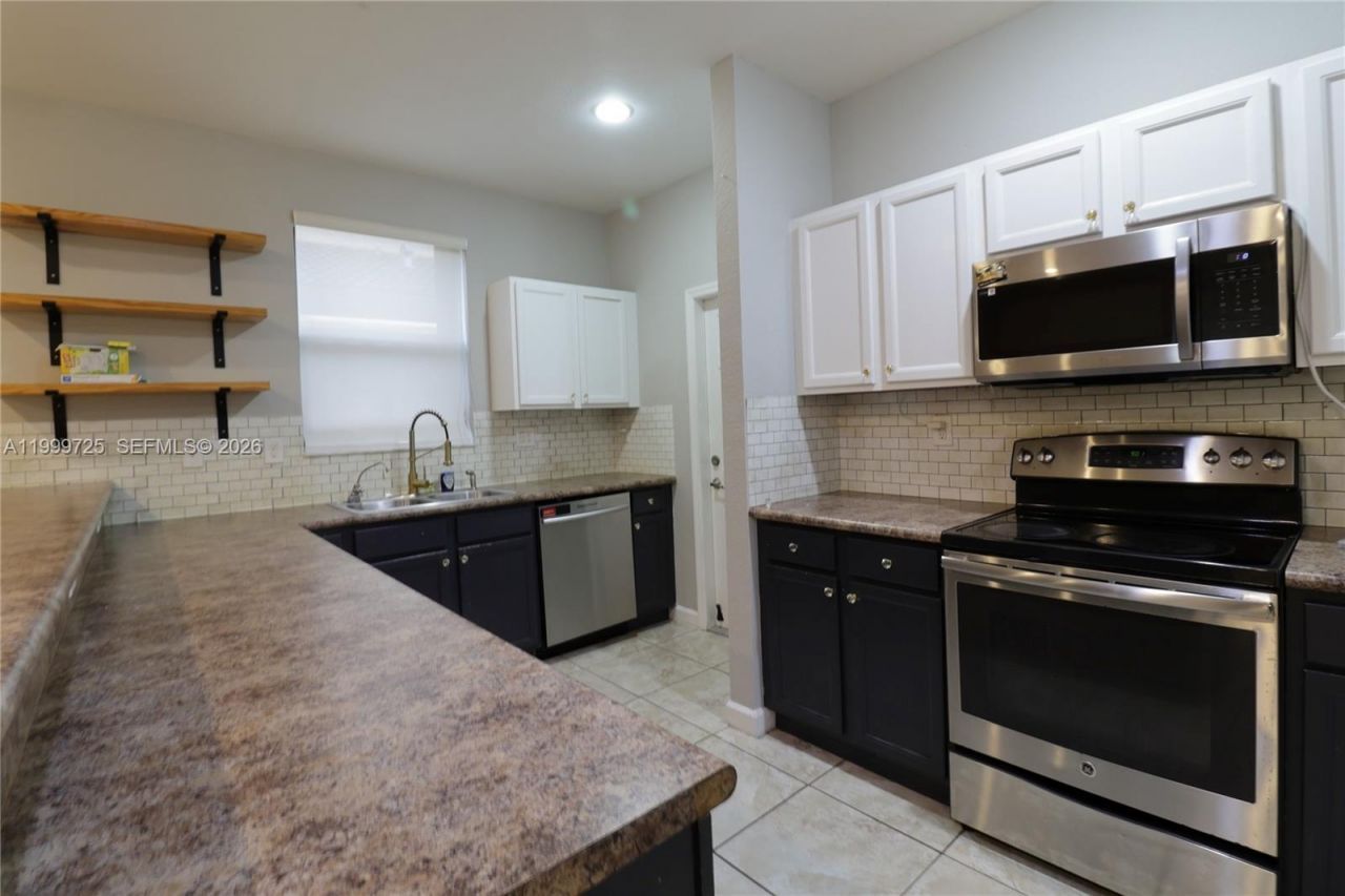 3698 SE 2nd Dr, Homestead, FL 33033 Photo