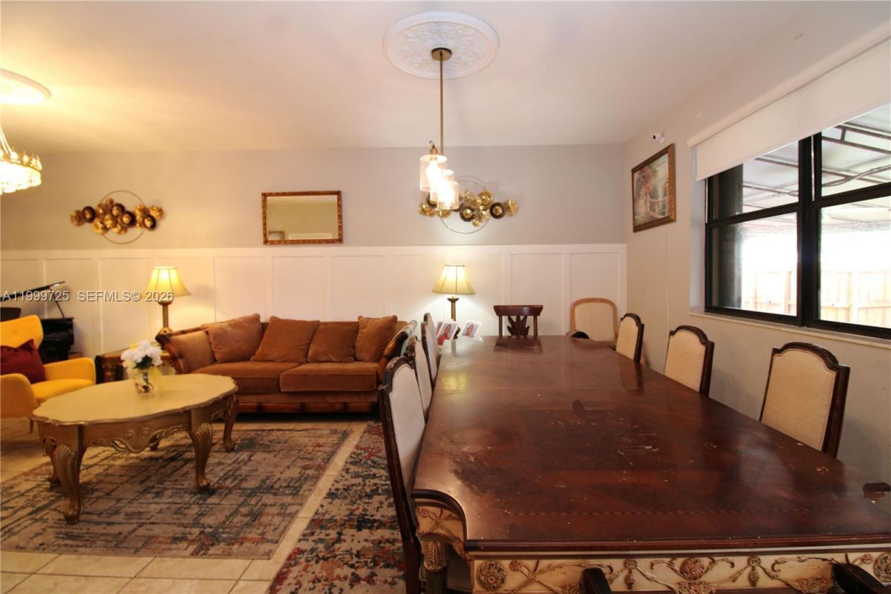 3698 SE 2nd Dr, Homestead, FL 33033 Photo