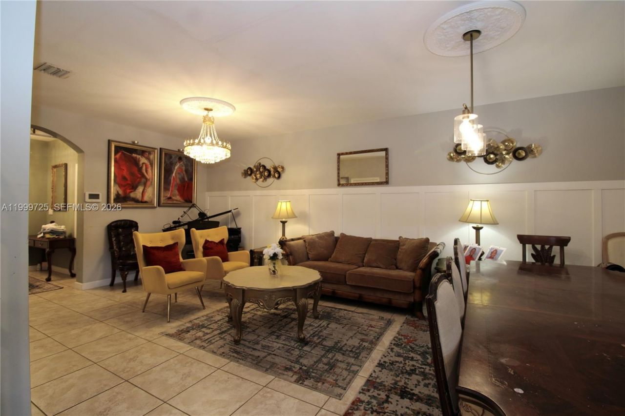 3698 SE 2nd Dr, Homestead, FL 33033 Photo