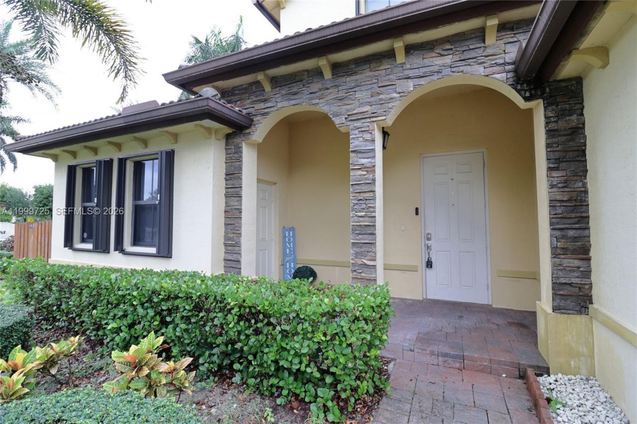 3698 SE 2nd Dr, Homestead, FL 33033 Photo