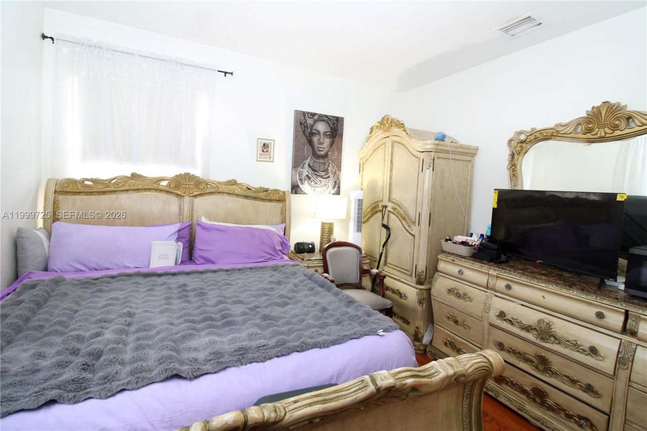 3698 SE 2nd Dr, Homestead, FL 33033 Photo