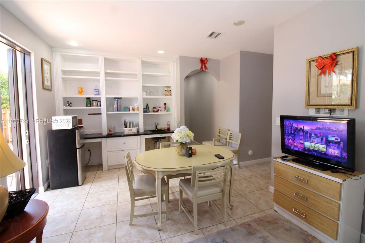 3698 SE 2nd Dr, Homestead, FL 33033 Photo