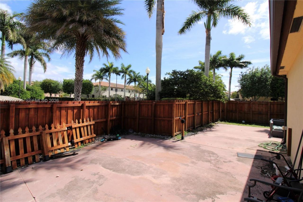 3698 SE 2nd Dr, Homestead, FL 33033 Photo