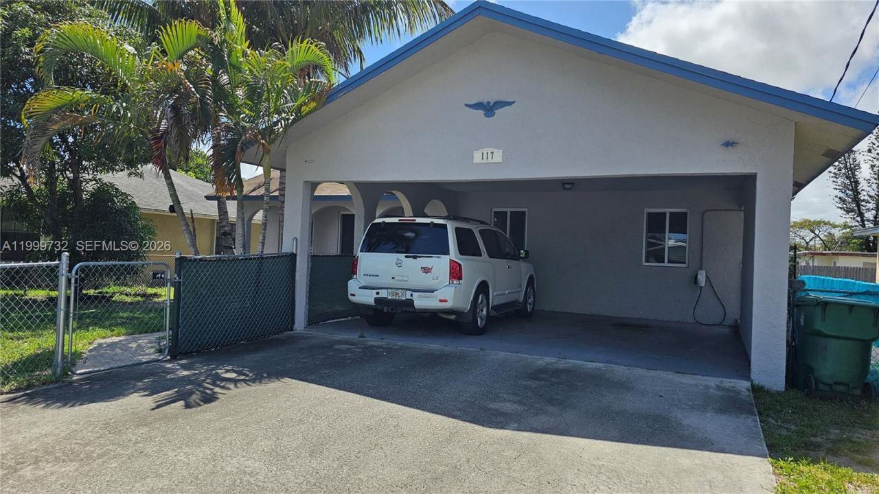 117 NW 11th Ave, Dania Beach, FL 33004 Photo