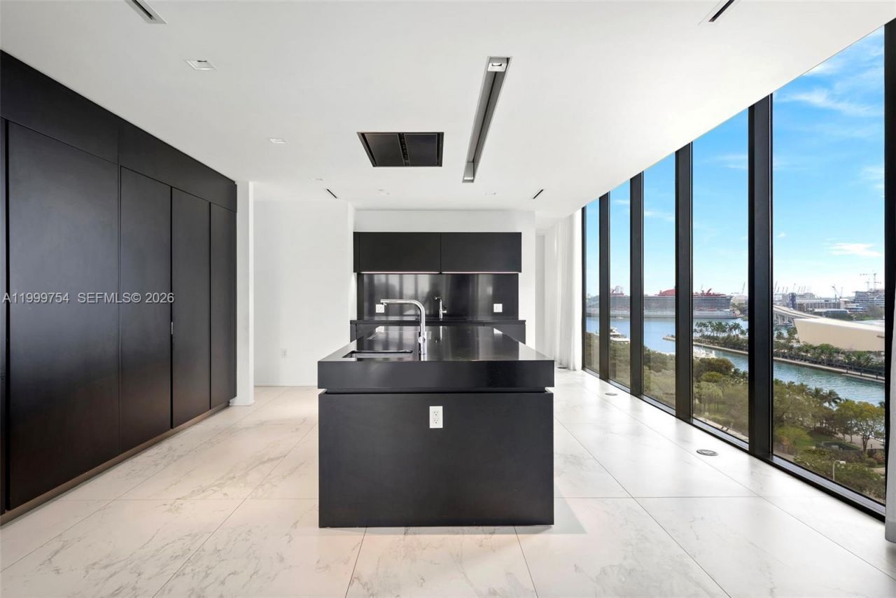 1000 Biscayne Blvd, Unit 1201, Miami, FL 33132 Photo