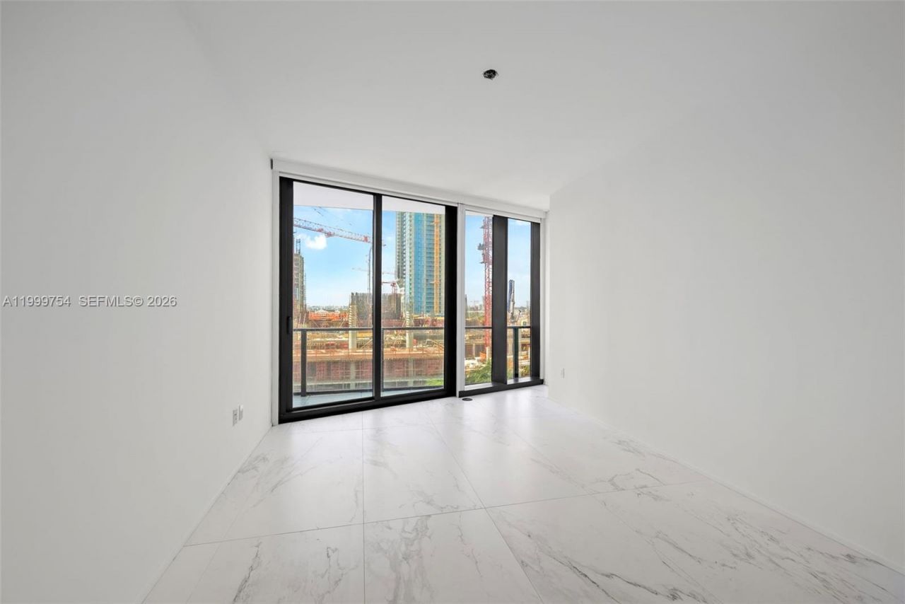 1000 Biscayne Blvd, Unit 1201, Miami, FL 33132 Photo