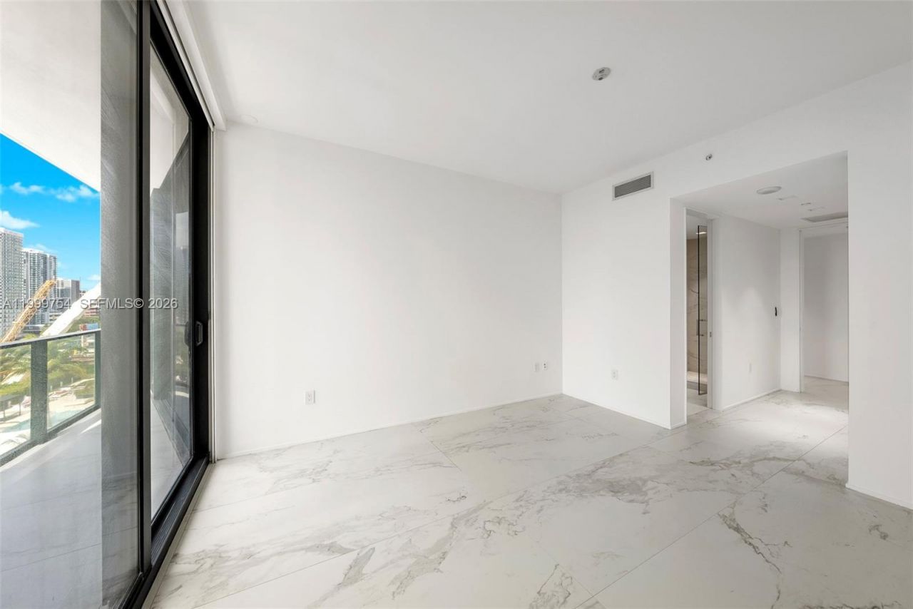 1000 Biscayne Blvd, Unit 1201, Miami, FL 33132 Photo