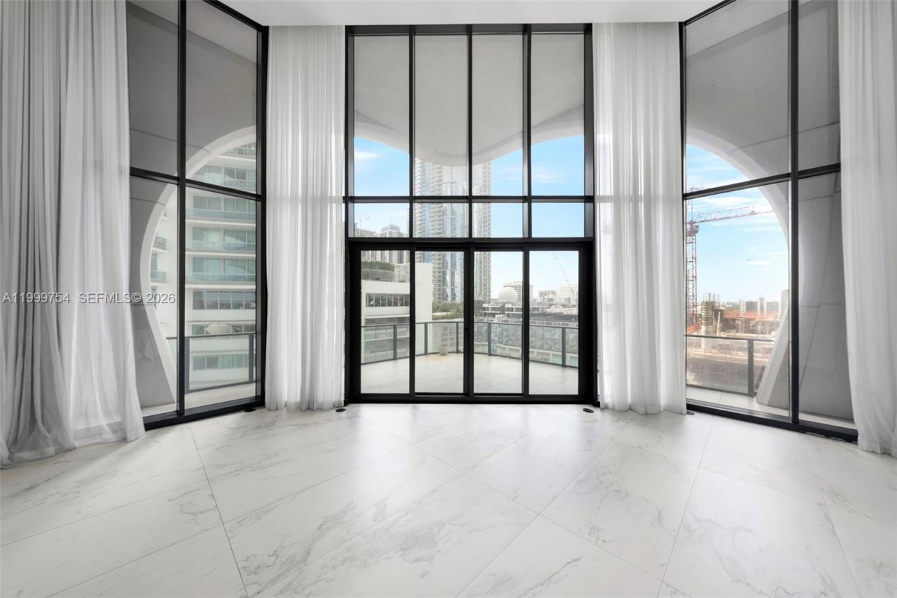 1000 Biscayne Blvd, Unit 1201, Miami, FL 33132 Photo