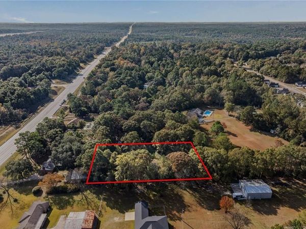 5225 Newburn Road , Semmes, AL 36575