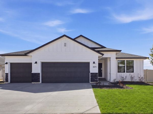 3571 E Jamestown Dr, Nampa, ID 83686
