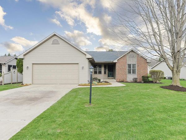 6410 Cedar Trail, South Bend, IN 46614