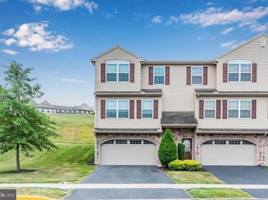 324 WEATHERSTONE DRIVE, NEW CUMBERLAND, PA 17070