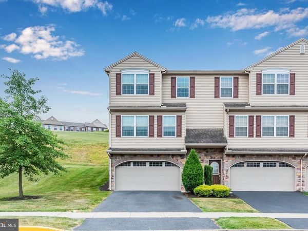 324 WEATHERSTONE DRIVE, NEW CUMBERLAND, PA 17070