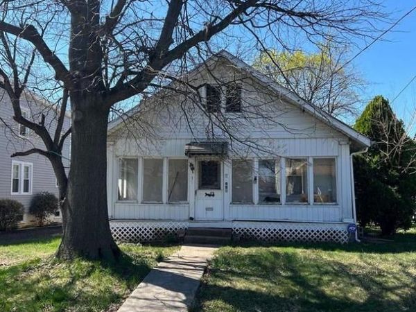 218 E MONUMENT AVENUE, HATBORO, PA 19040