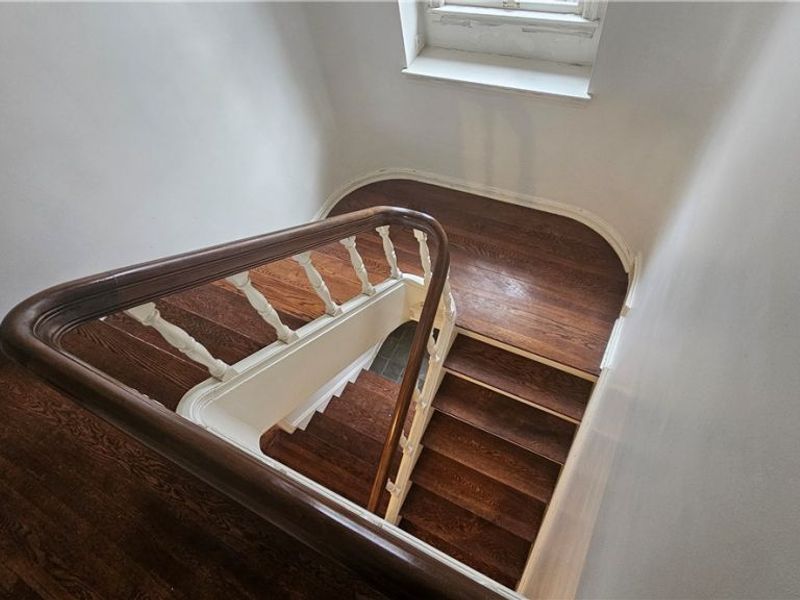 1884 S Belvoir Boulevard, South Euclid, OH 44121 Photo 17