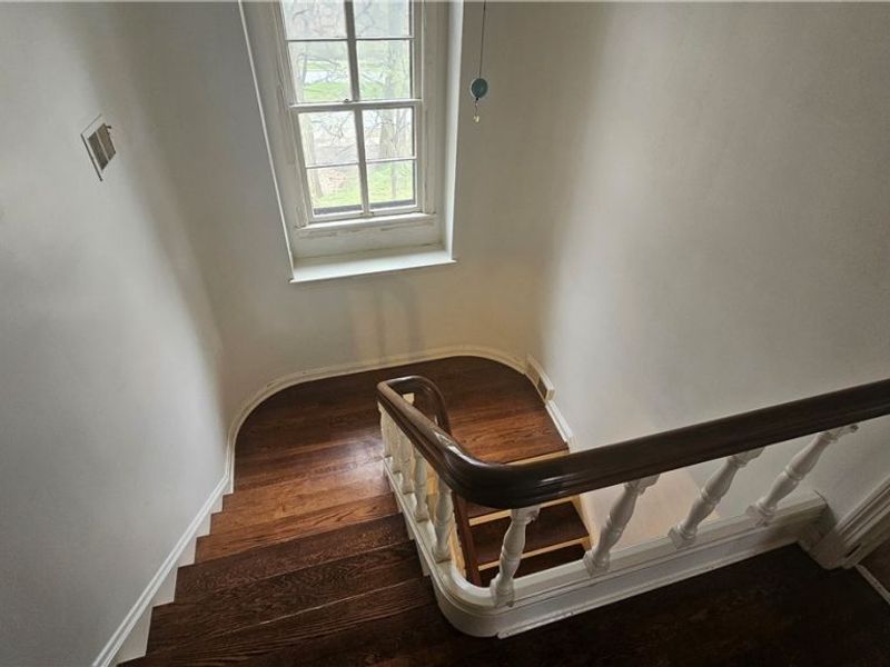 1884 S Belvoir Boulevard, South Euclid, OH 44121 Photo 18