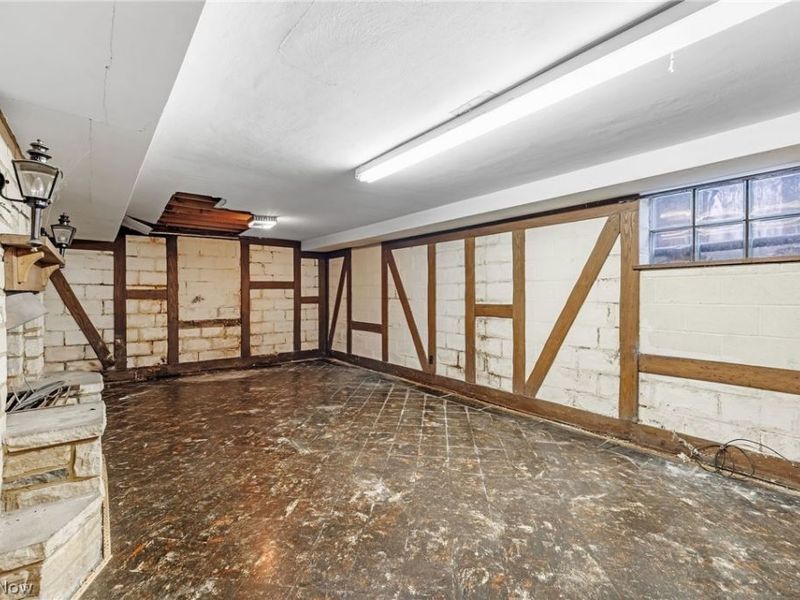 1884 S Belvoir Boulevard, South Euclid, OH 44121 Photo 29