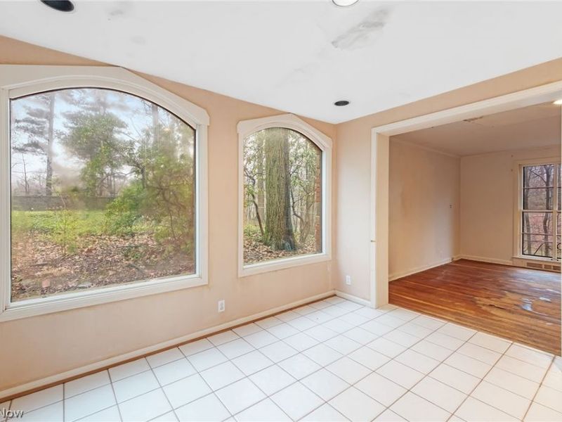 1884 S Belvoir Boulevard, South Euclid, OH 44121 Photo 7