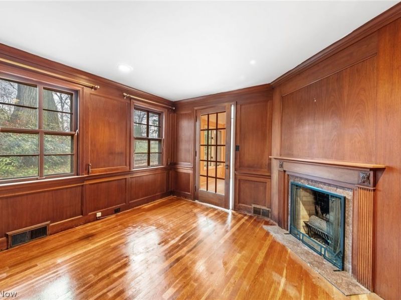 1884 S Belvoir Boulevard, South Euclid, OH 44121 Photo 9